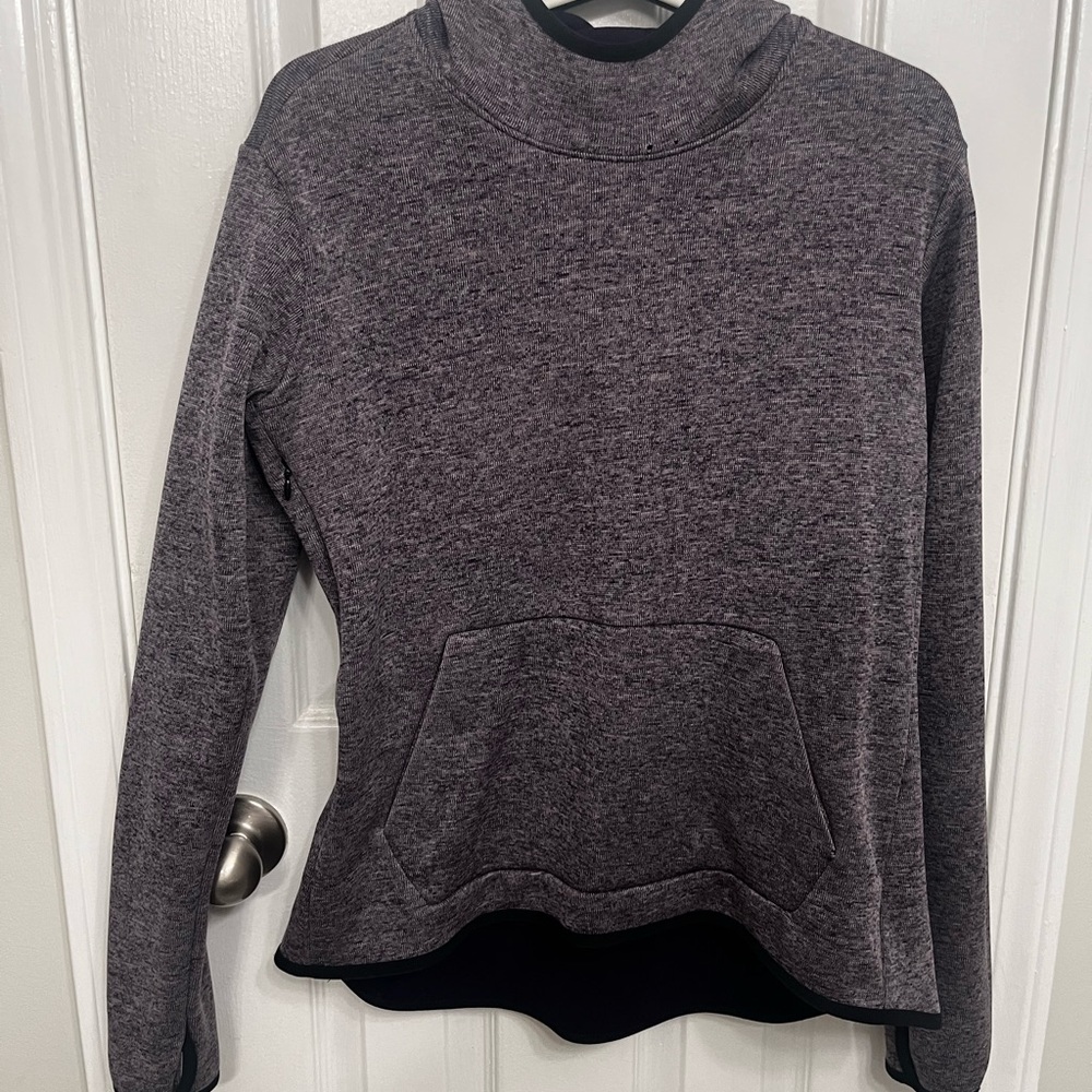 Purple Nike sweater, good condition see picture for little tear